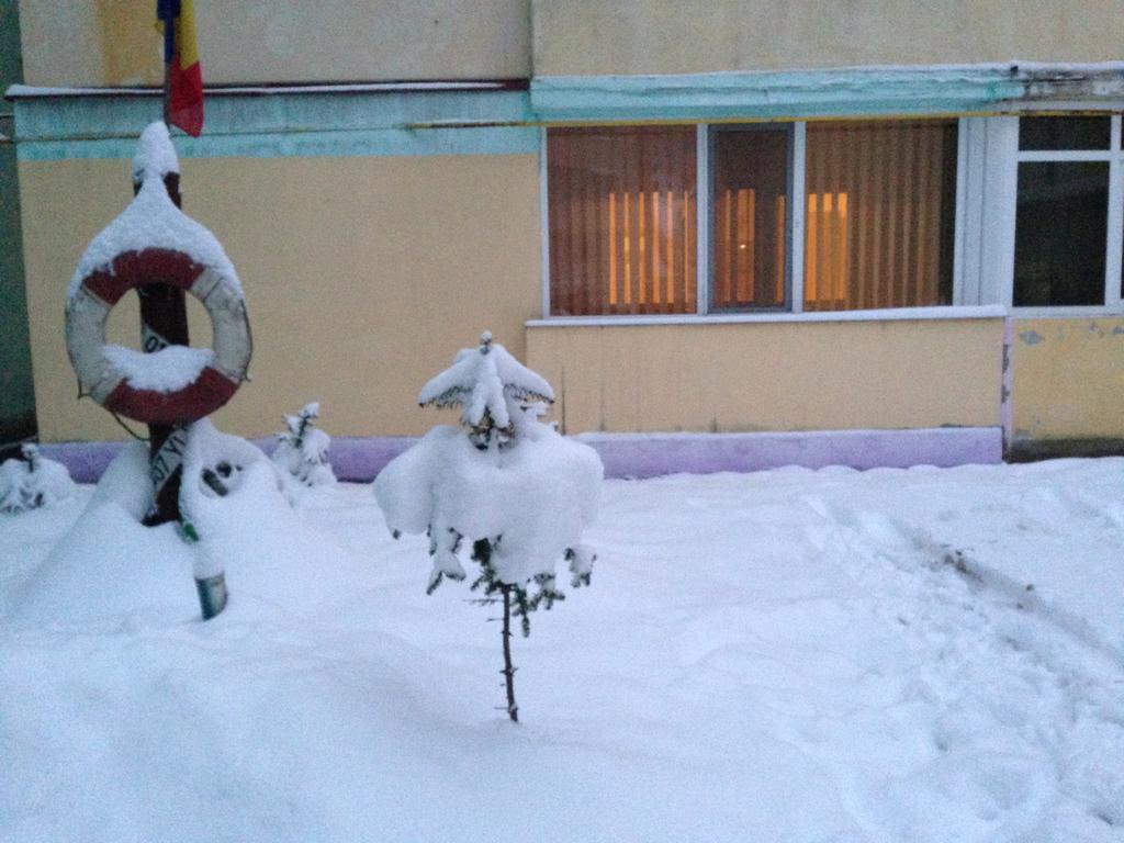 Apartament Slănic-Moldova エクステリア 写真